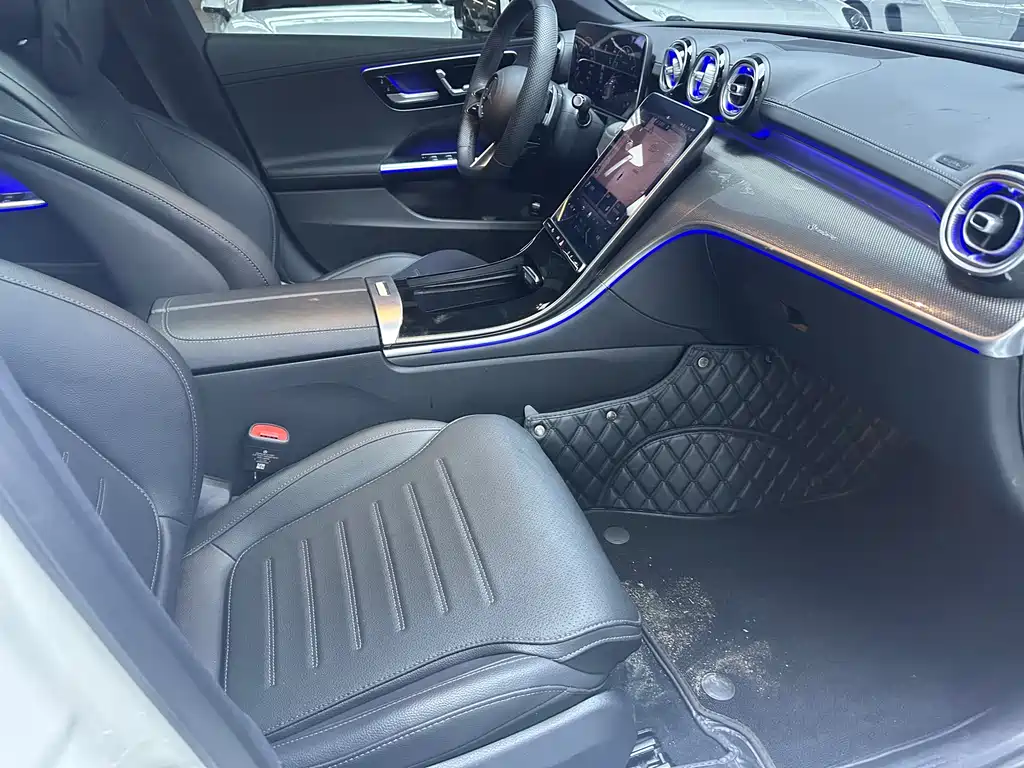 Mercedes-Benz Mercedes-Benz C-Class 2025 C 260 L Sport Edition 2025 - thumbnail 16