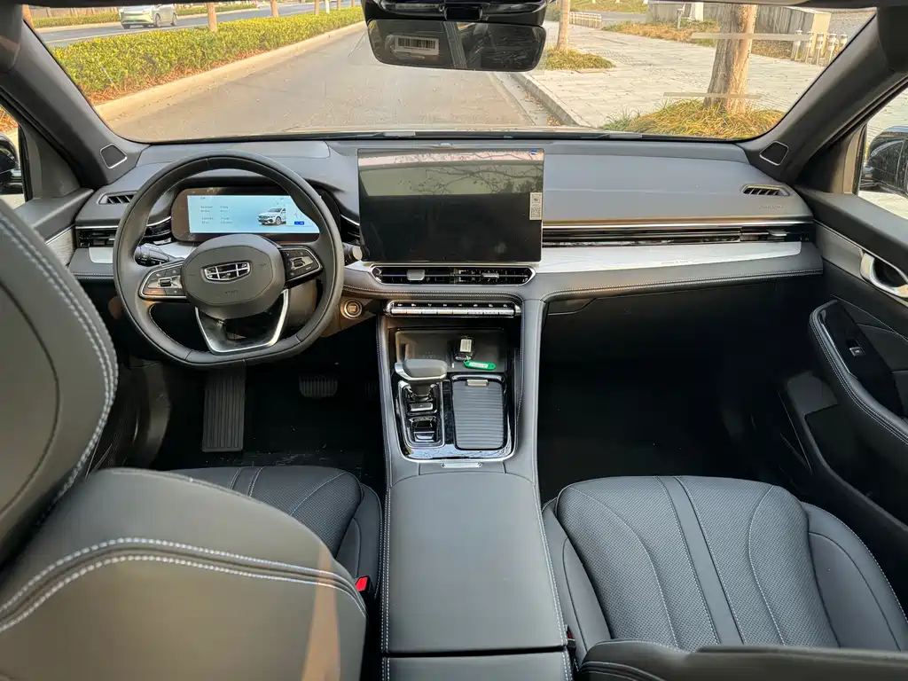 Geely Auto Geely Xingrui 2026 Dongfang Yao 1.5TD Jinghong Edition 2025 - thumbnail 10