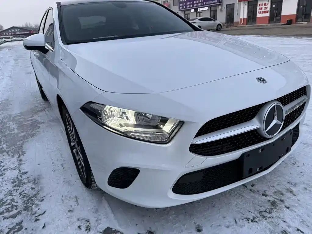 Mercedes-Benz Mercedes-Benz A-Class 2023 A 180 L 2023 - thumbnail 3
