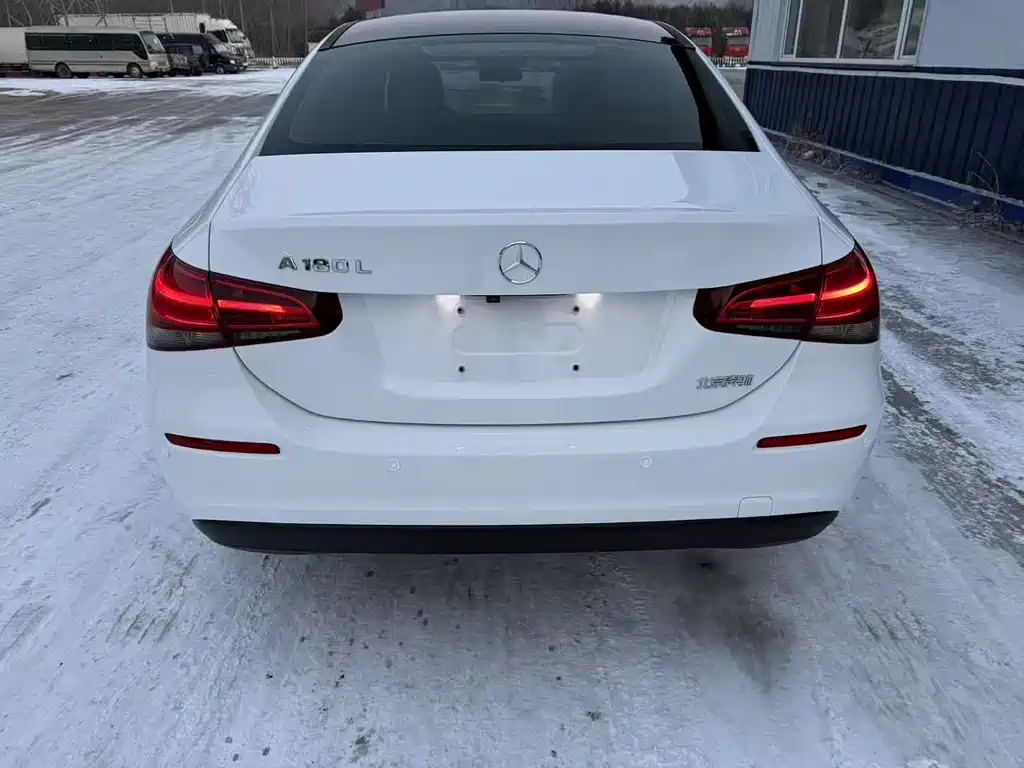 Mercedes-Benz Mercedes-Benz A-Class 2023 A 180 L 2023 - thumbnail 5