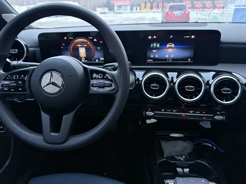 Mercedes-Benz Mercedes-Benz A-Class 2023 A 180 L 2023 - thumbnail 13