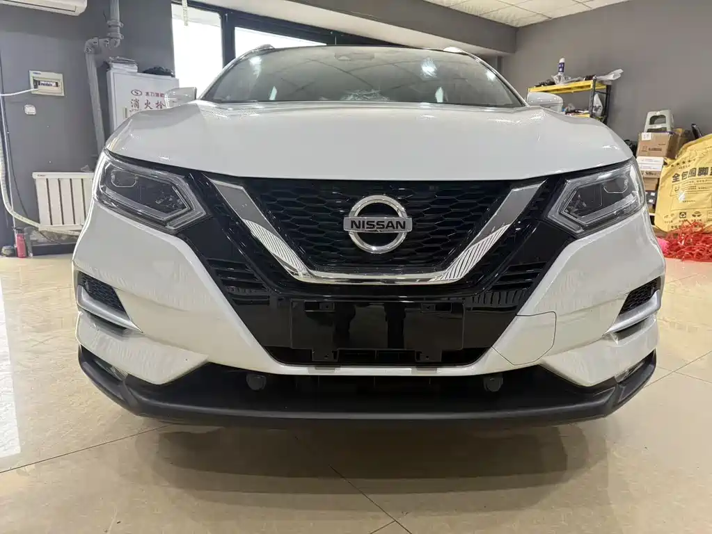 Nissan Nissan Qashqai 2022 2.0L CVT XV Premium 2023 - thumbnail 2