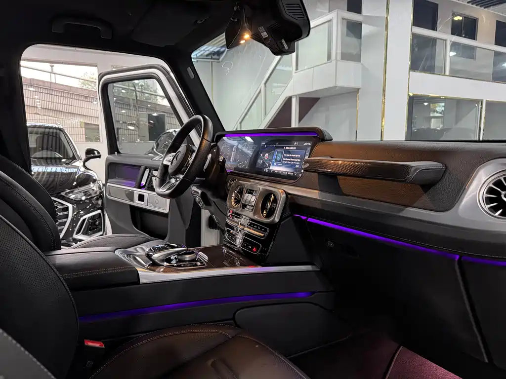 Mercedes-Benz Mercedes-Benz G-Class 2023 G 500 2023 - thumbnail 11