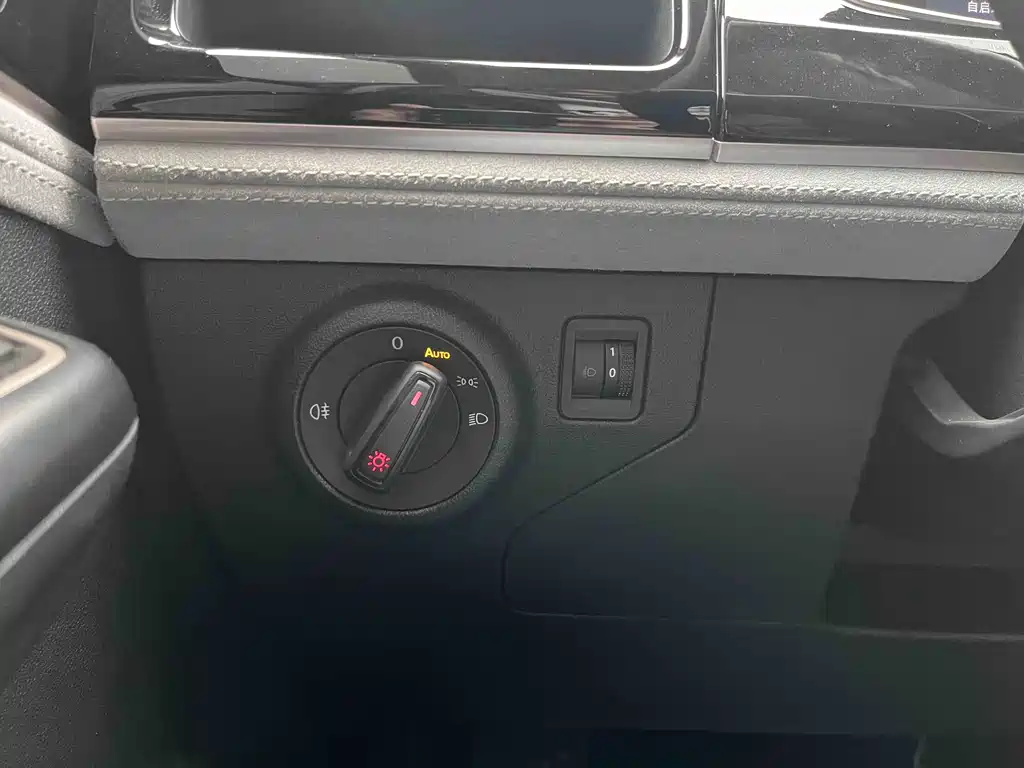 Jetta Jetta VS7 2022 280TSI Automatic Premium Comfort Edition 2023 - thumbnail 14