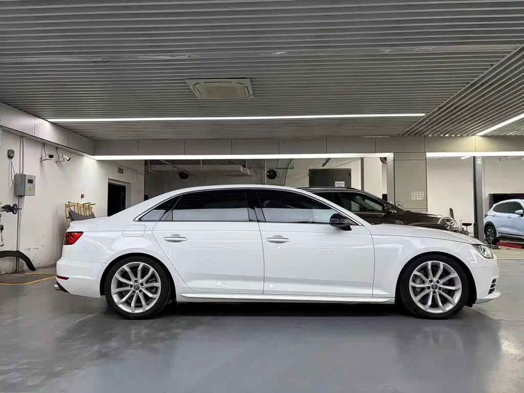 Audi Audi A4L 2017 Plus 45 TFSI quattro Fashion Edition 2017 - thumbnail 15