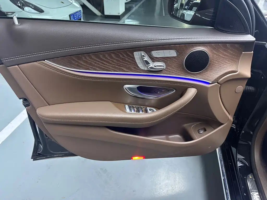 Mercedes-Benz Mercedes-Benz E-Class 2023 E 300 L Sport Fashion Edition 2023 - thumbnail 5