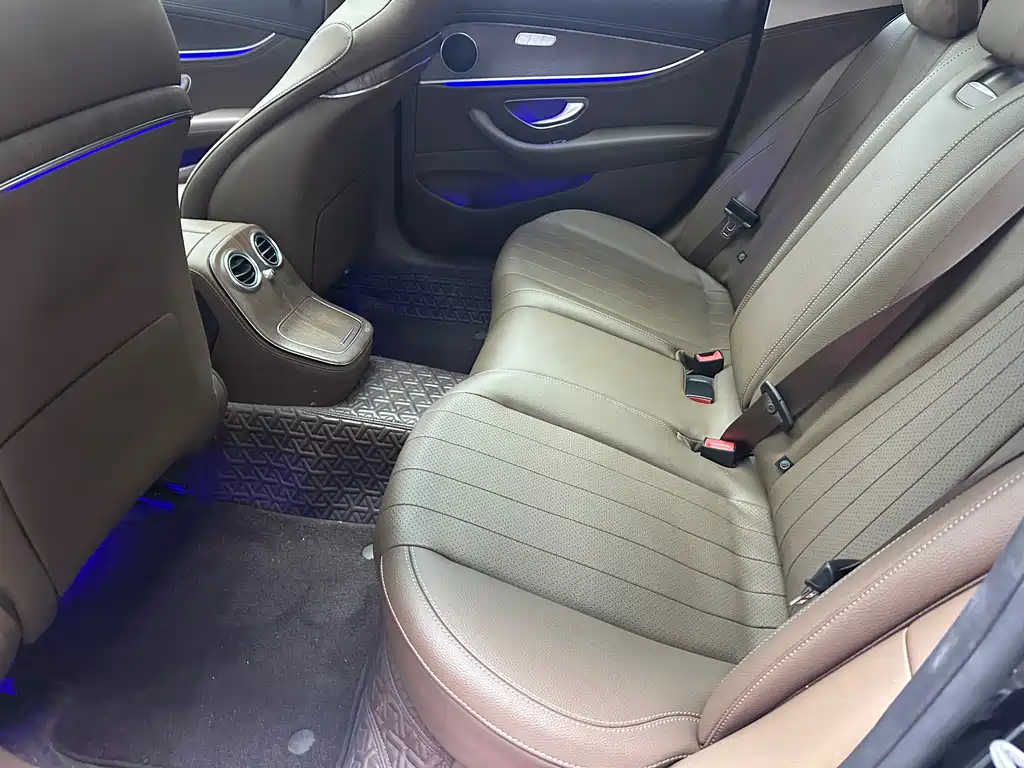 Mercedes-Benz Mercedes-Benz E-Class 2023 E 300 L Sport Fashion Edition 2023 - thumbnail 10