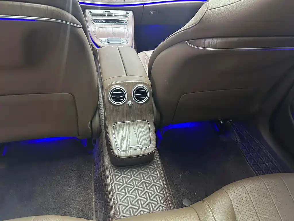 Mercedes-Benz Mercedes-Benz E-Class 2023 E 300 L Sport Fashion Edition 2023 - thumbnail 11