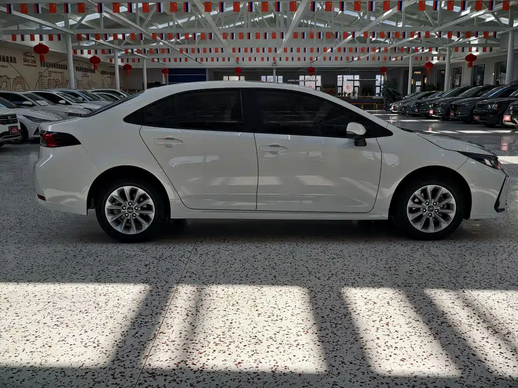 Toyota Toyota Corolla 2021 1.2T S-CVT Premium Plus Edition 2022 - thumbnail 14