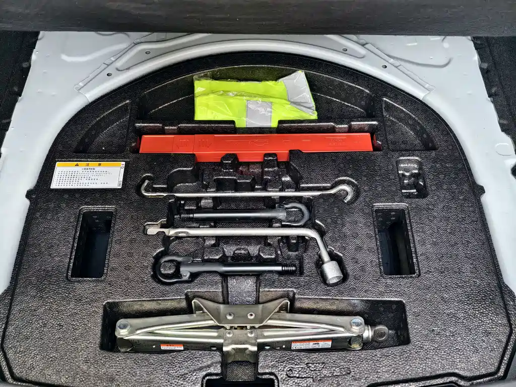 Toyota Toyota Corolla 2021 1.2T S-CVT Premium Plus Edition 2022 - thumbnail 24
