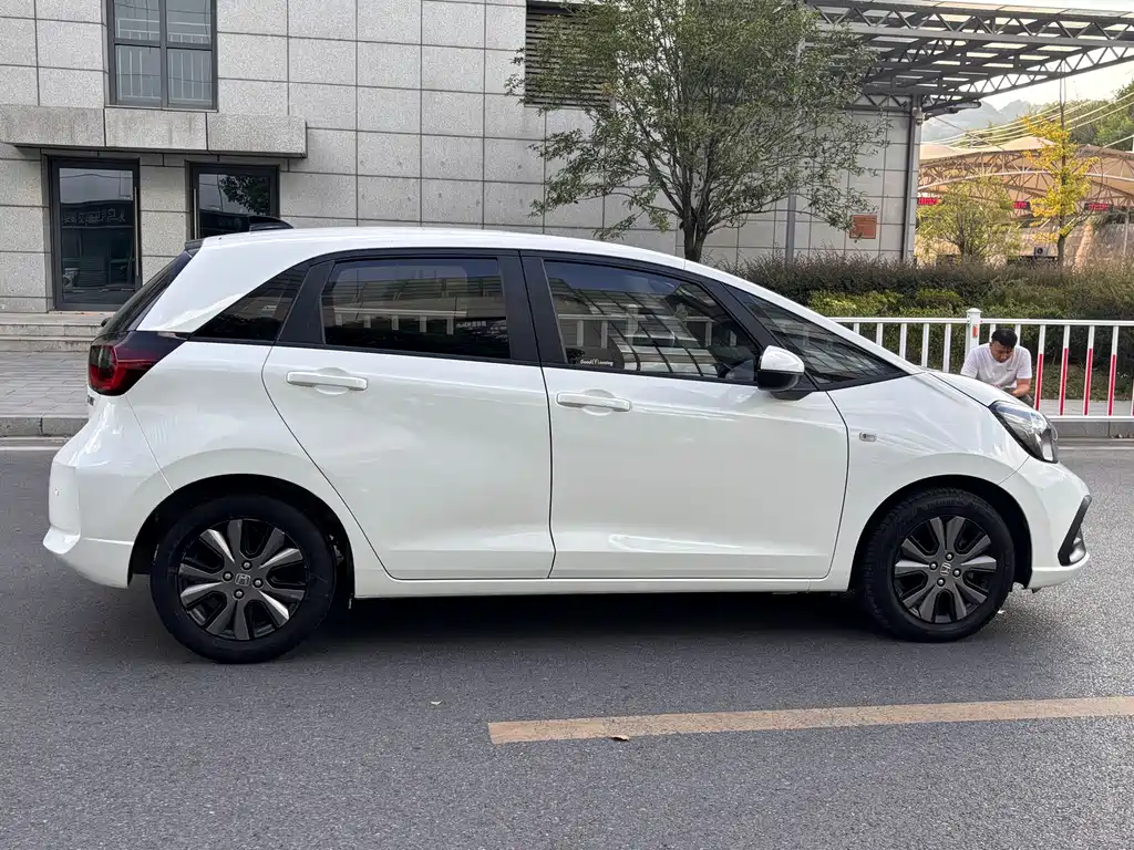 Honda Honda Fit 2022 1.5L CVT Premium with Sunroof 2022 - thumbnail 10