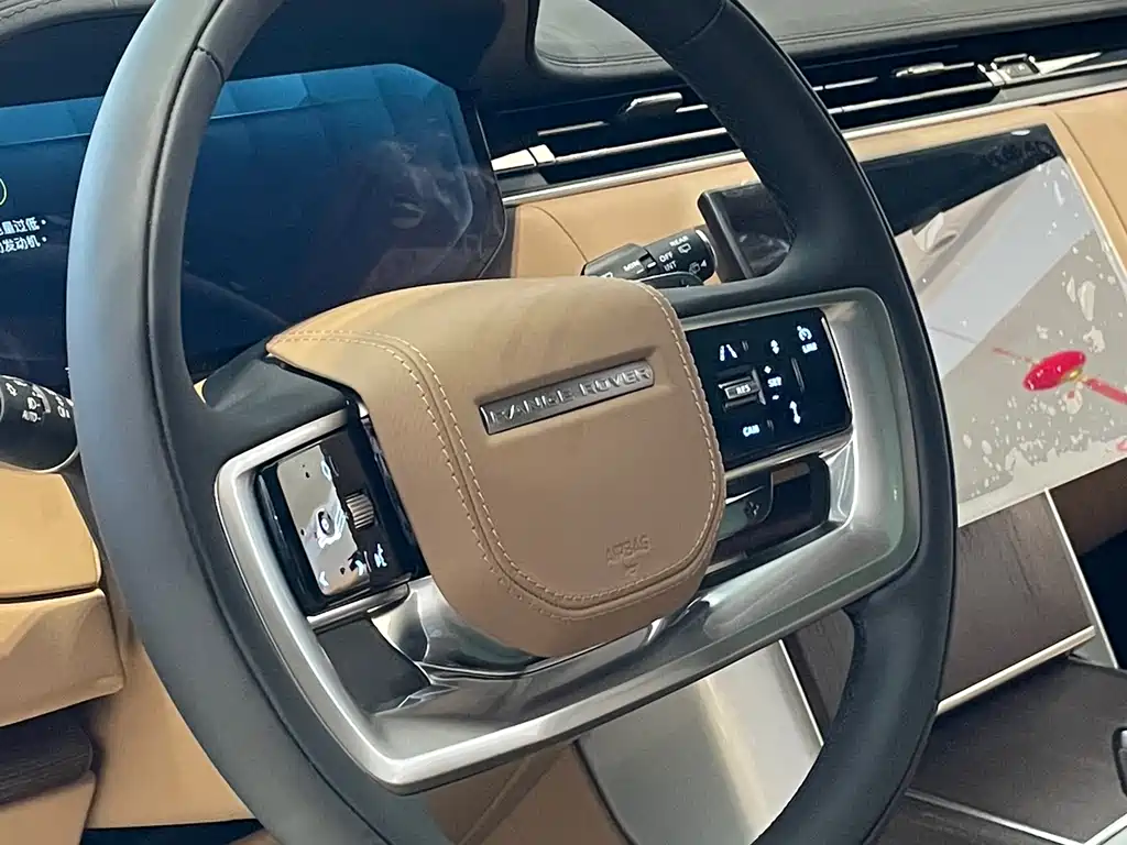 Land Rover Range Rover 2025 3.0 L6 360PS Vogue Edition 2025 - thumbnail 11