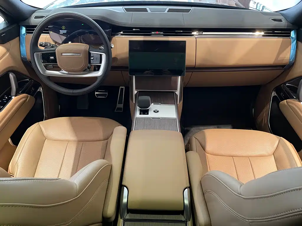 Land Rover Range Rover 2025 3.0 L6 360PS Vogue Edition 2025 - thumbnail 15