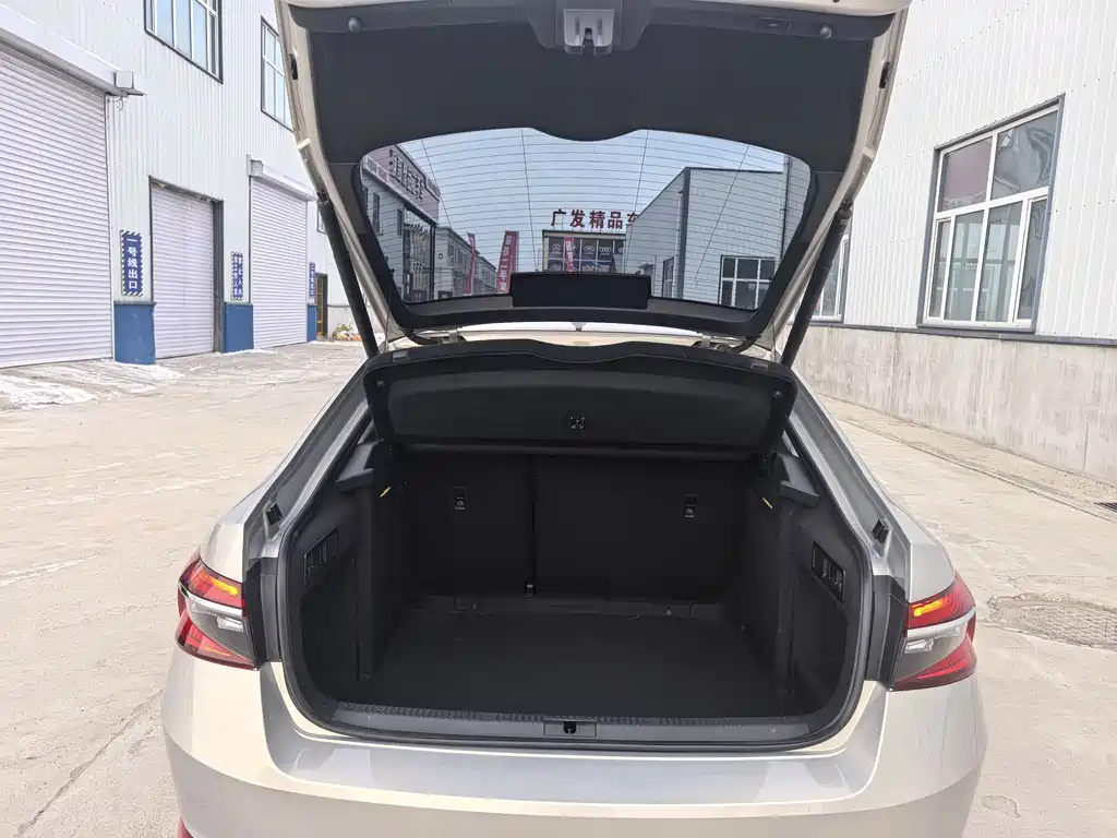 Skoda Škoda Superb 2023 Facelift TSI280 DSG Premium Edition 2023 - thumbnail 10