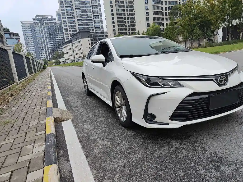 Toyota Toyota Corolla 2021 1.2T S-CVT Pioneer Edition 2023 - thumbnail 3