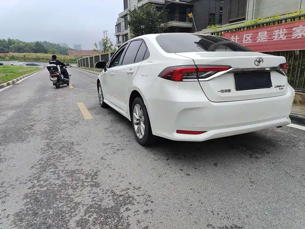 Toyota Toyota Corolla 2021 1.2T S-CVT Pioneer Edition 2023 - thumbnail 7