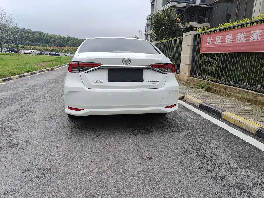 Toyota Toyota Corolla 2021 1.2T S-CVT Pioneer Edition 2023 - thumbnail 8