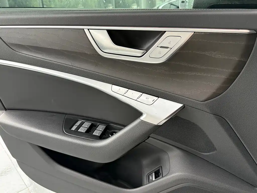 Audi Audi A6L 2025 45 TFSI quattro Premium Dynamic Edition 2025 - thumbnail 4