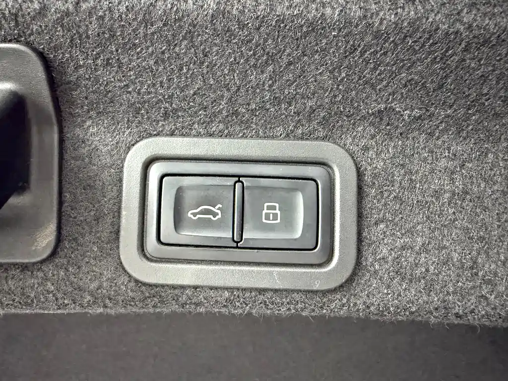 Audi Audi A6L 2025 45 TFSI quattro Premium Dynamic Edition 2025 - thumbnail 14