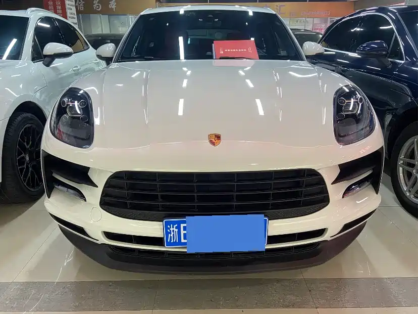 Porsche Porsche Macan 2021 Macan 2.0T 2021 - thumbnail 2