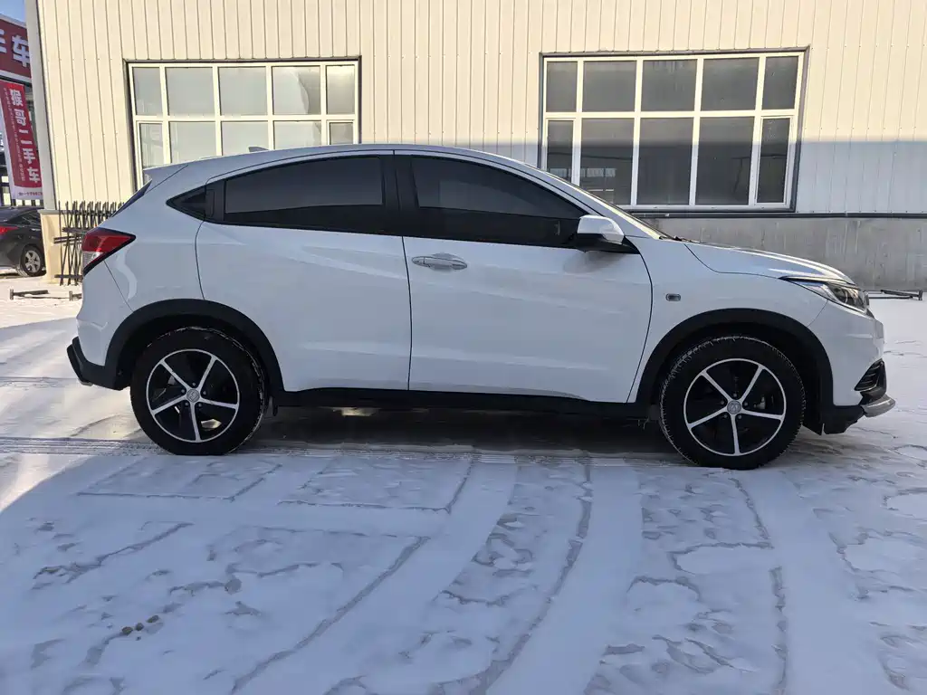 Honda Honda Breeze 2022 1.5L CVT Phantom Night Pioneer Edition 2022 - thumbnail 4