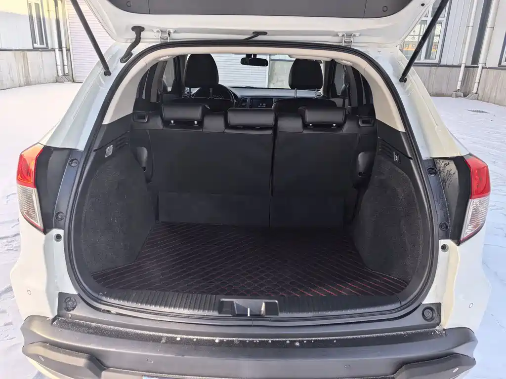 Honda Honda Breeze 2022 1.5L CVT Phantom Night Pioneer Edition 2022 - thumbnail 10