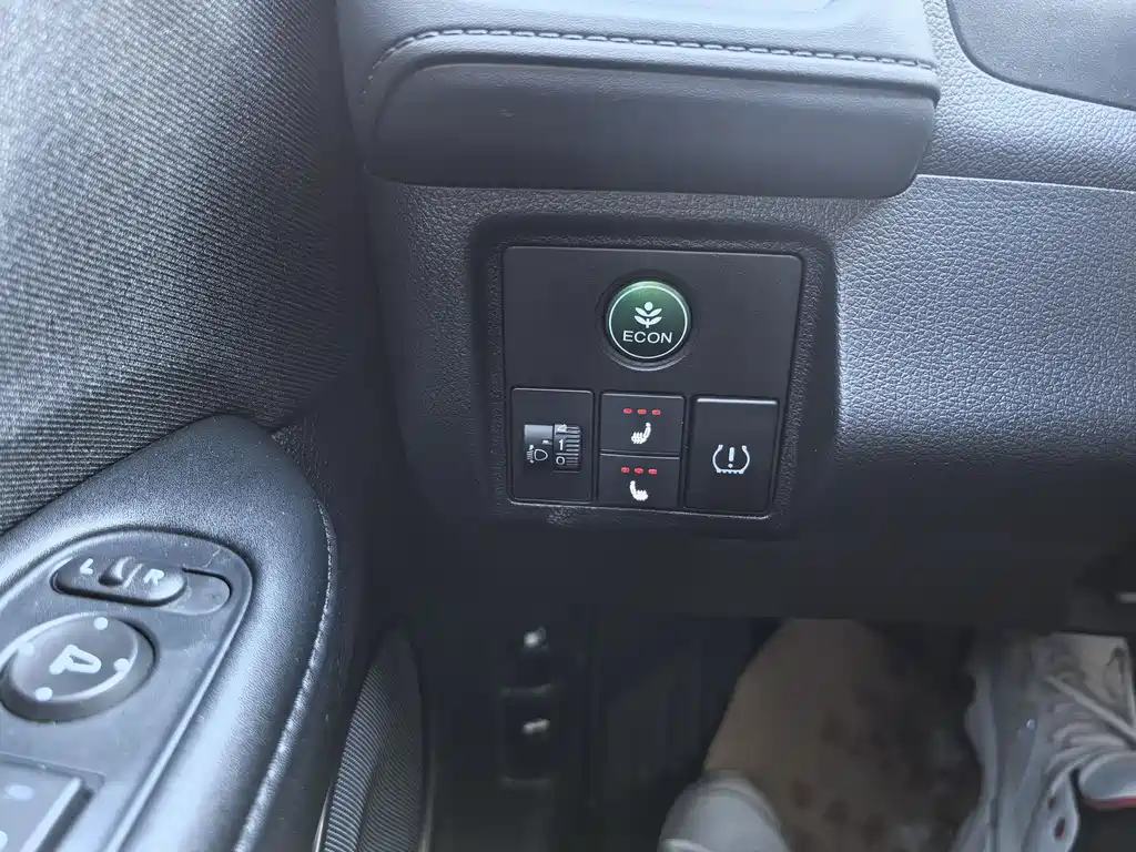 Honda Honda Breeze 2022 1.5L CVT Phantom Night Pioneer Edition 2022 - thumbnail 14