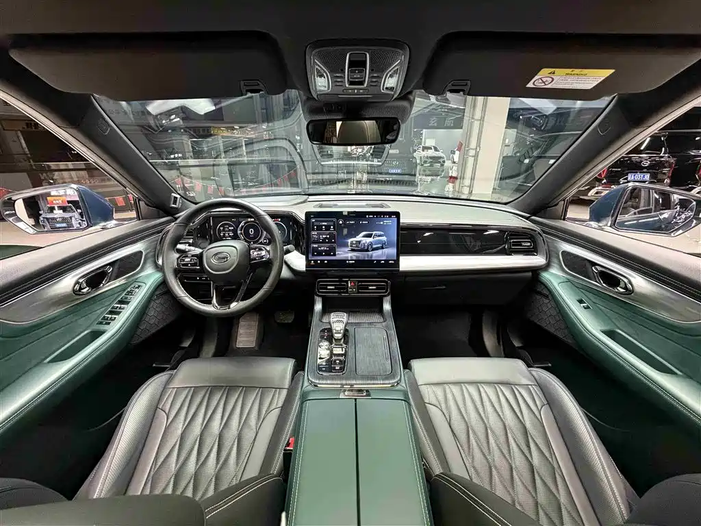 GAC Trumpchi GAC Trumpchi GS8 2022 Dual Engine Series 2.0TM FWD Luxury Edition (Six-seater) 2022 - thumbnail 10