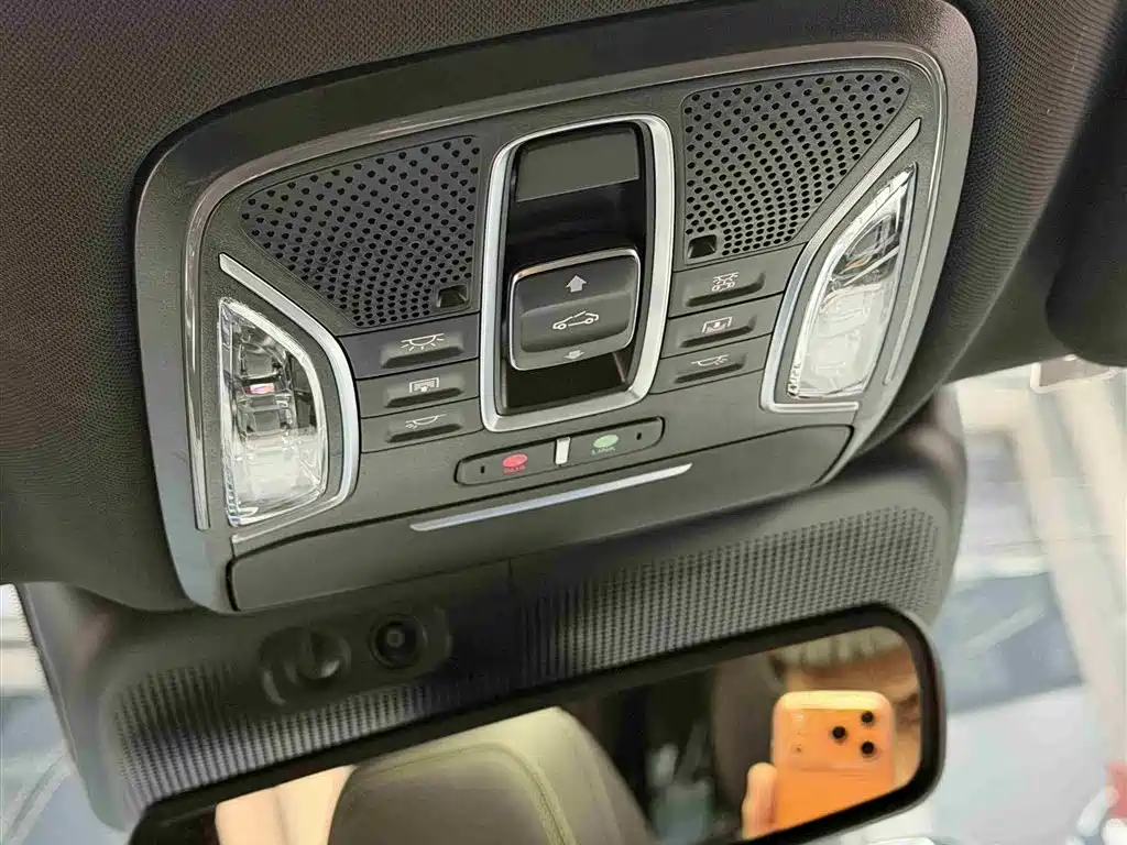 GAC Trumpchi GAC Trumpchi GS8 2022 Dual Engine Series 2.0TM FWD Luxury Edition (Six-seater) 2022 - thumbnail 13