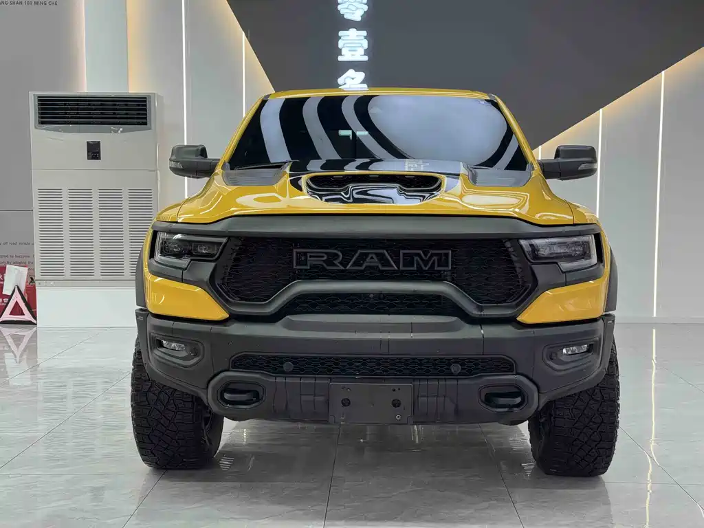 RAM RAM TRX 2023 6.2L V8 U.S. Specification 2024 - thumbnail 2