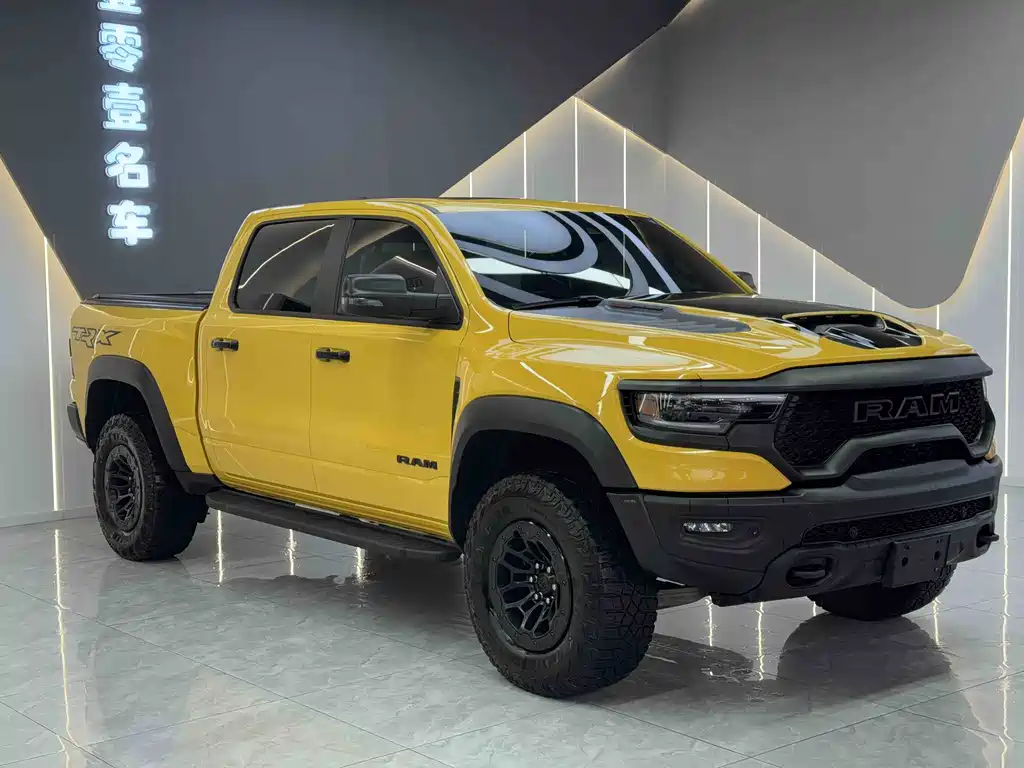 RAM RAM TRX 2023 6.2L V8 U.S. Specification 2024 - thumbnail 3