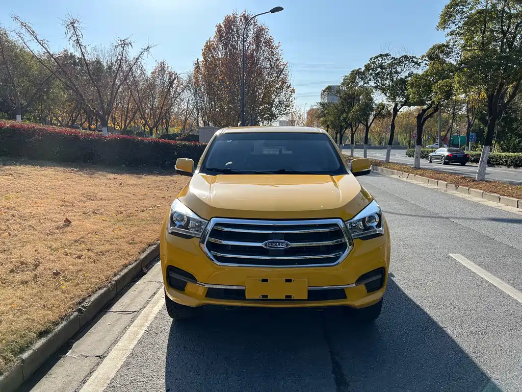 Isuzu TAGA DaKa 2021 1.8T Gasoline Manual 2WD Luxury Long Wheelbase CE18 2022 - thumbnail 2