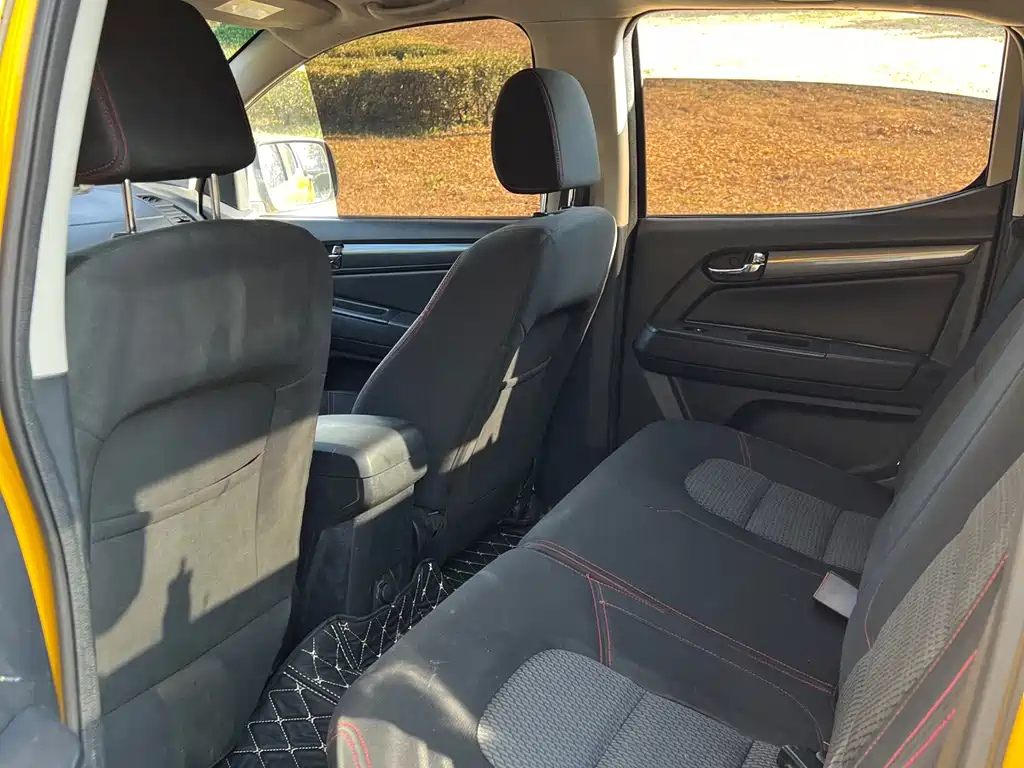 Isuzu TAGA DaKa 2021 1.8T Gasoline Manual 2WD Luxury Long Wheelbase CE18 2022 - thumbnail 8