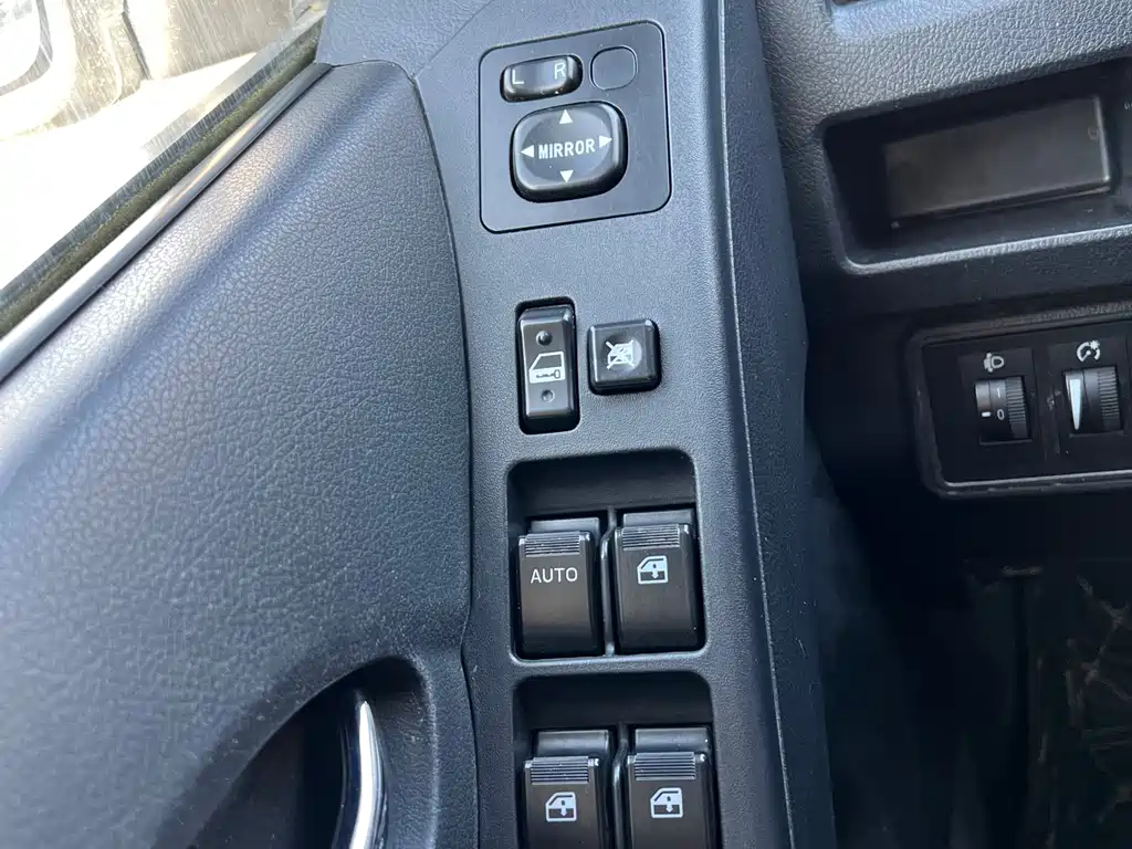 Isuzu TAGA DaKa 2021 1.8T Gasoline Manual 2WD Luxury Long Wheelbase CE18 2022 - thumbnail 14