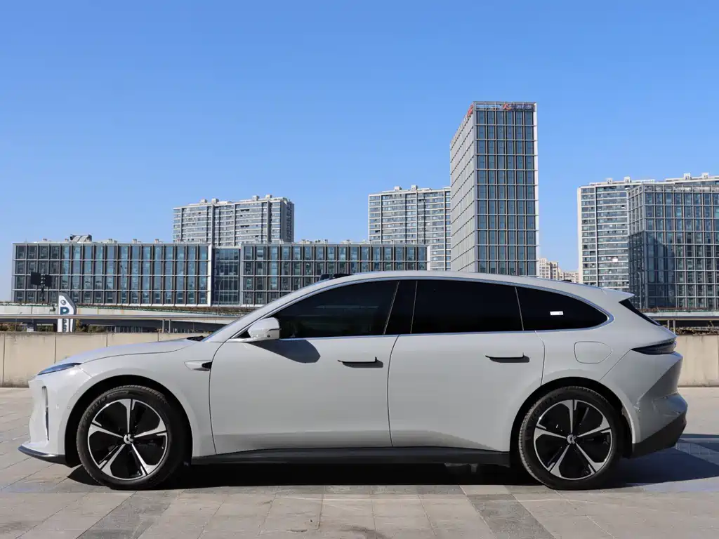 NIO NIO ET5T 2025 75kWh Touring 2025 - thumbnail 4