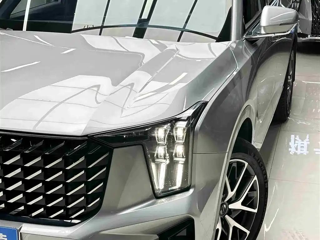 GAC Trumpchi GAC Trumpchi GS8 2022 Lexion Series 2.0TGDI FWD Luxury Intelligent Connection Version (Six Seats) 2023 - thumbnail 3