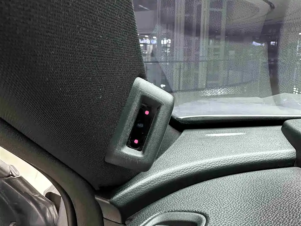 GAC Trumpchi GAC Trumpchi GS8 2022 Lexion Series 2.0TGDI FWD Luxury Intelligent Connection Version (Six Seats) 2023 - thumbnail 25