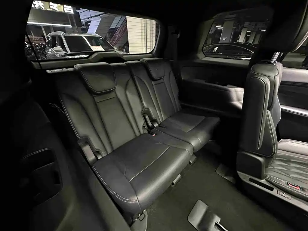 GAC Trumpchi GAC Trumpchi GS8 2022 Lexion Series 2.0TGDI FWD Luxury Intelligent Connection Version (Six Seats) 2023 - thumbnail 30