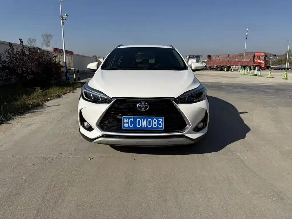 Toyota YARiS L 2022 Zhi Xuan X 1.5L CVT Luxury PLUS Edition 2022 - thumbnail 4