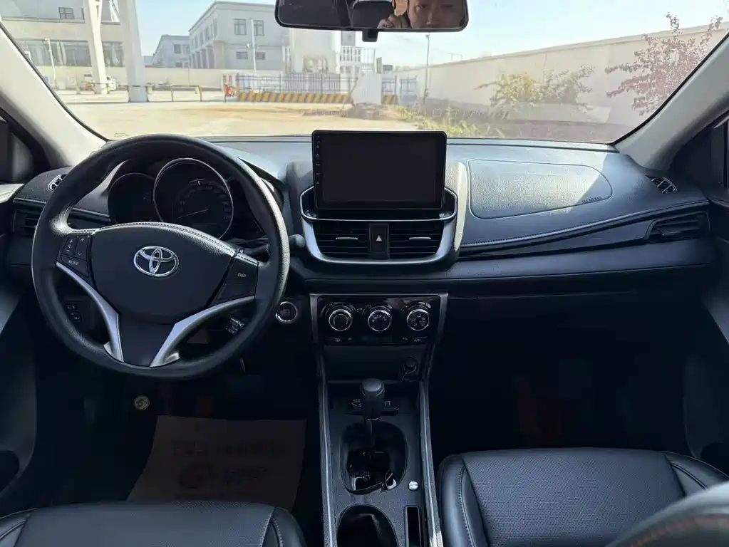 Toyota YARiS L 2022 Zhi Xuan X 1.5L CVT Luxury PLUS Edition 2022 - thumbnail 16
