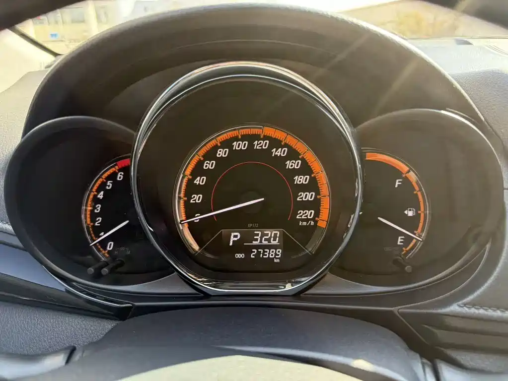 Toyota YARiS L 2022 Zhi Xuan X 1.5L CVT Luxury PLUS Edition 2022 - thumbnail 19