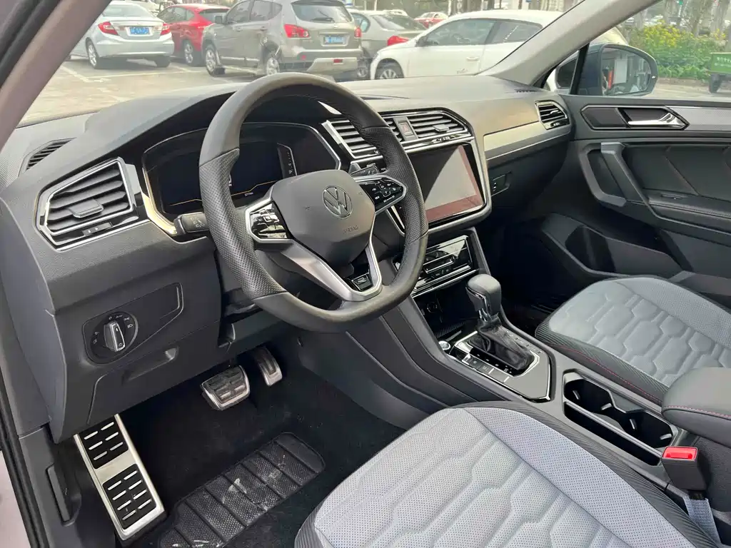 Volkswagen Tiguan X 2021 330TSI Two-Wheel Drive Flagship Edition 2021 - thumbnail 9