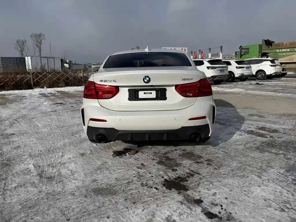 BMW BMW 1 Series 2022 120i M Sport Shadow Edition 2022 - thumbnail 5
