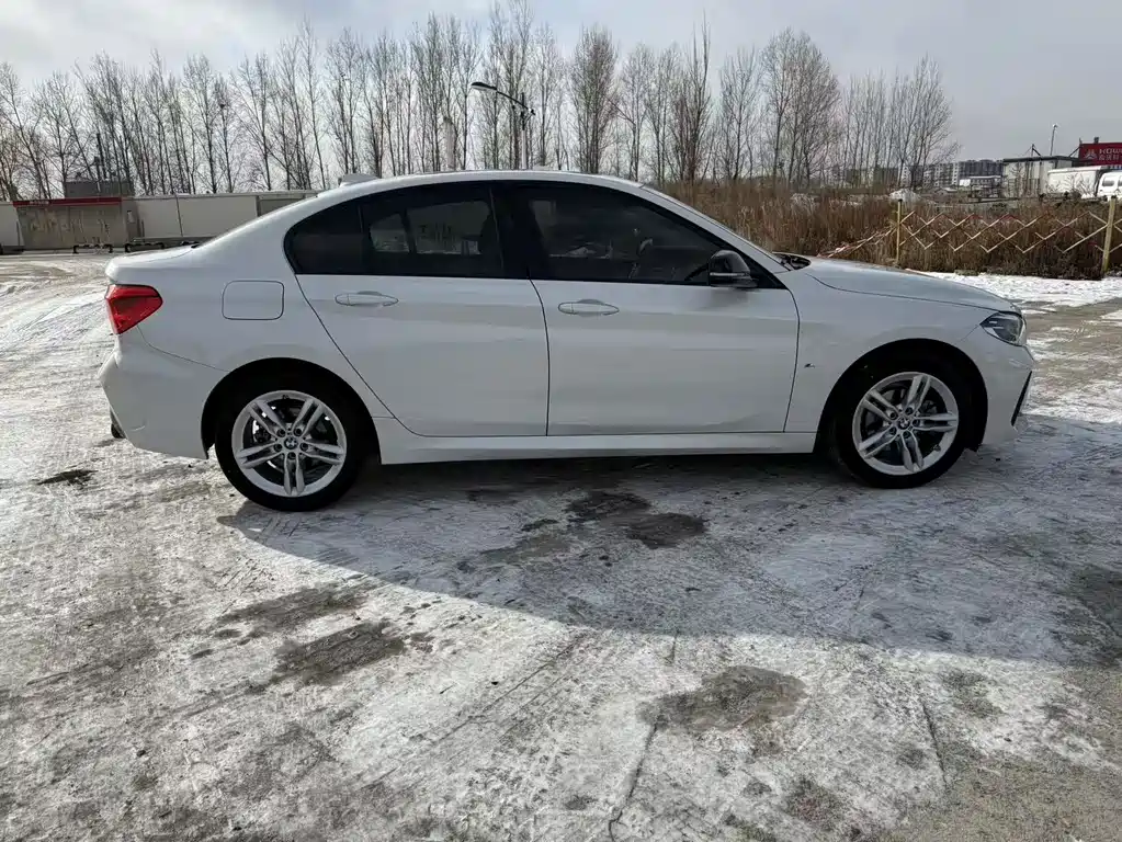 BMW BMW 1 Series 2022 120i M Sport Shadow Edition 2022 - thumbnail 7