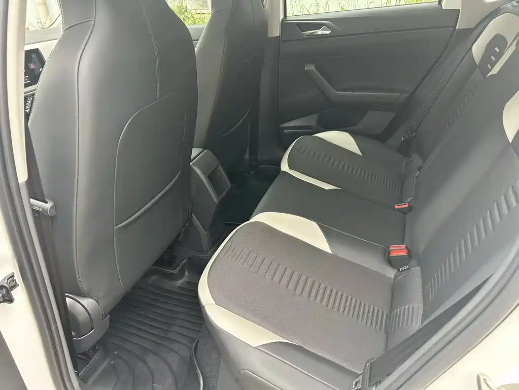 Volkswagen Volkswagen Polo 2019 Plus 1.5L Automatic Panoramic Enjoyment Edition 2021 - thumbnail 10