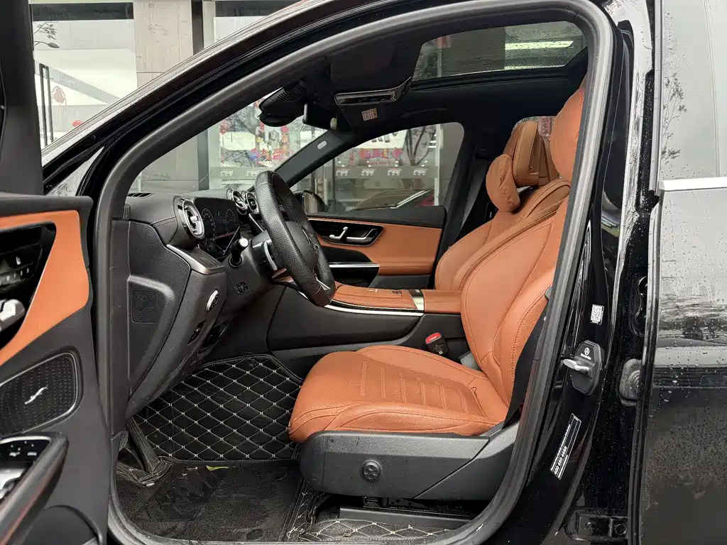 Mercedes-Benz Mercedes-Benz GLC 2023 GLC 300 L 4MATIC Dynamic 7-seater 2024 - thumbnail 6