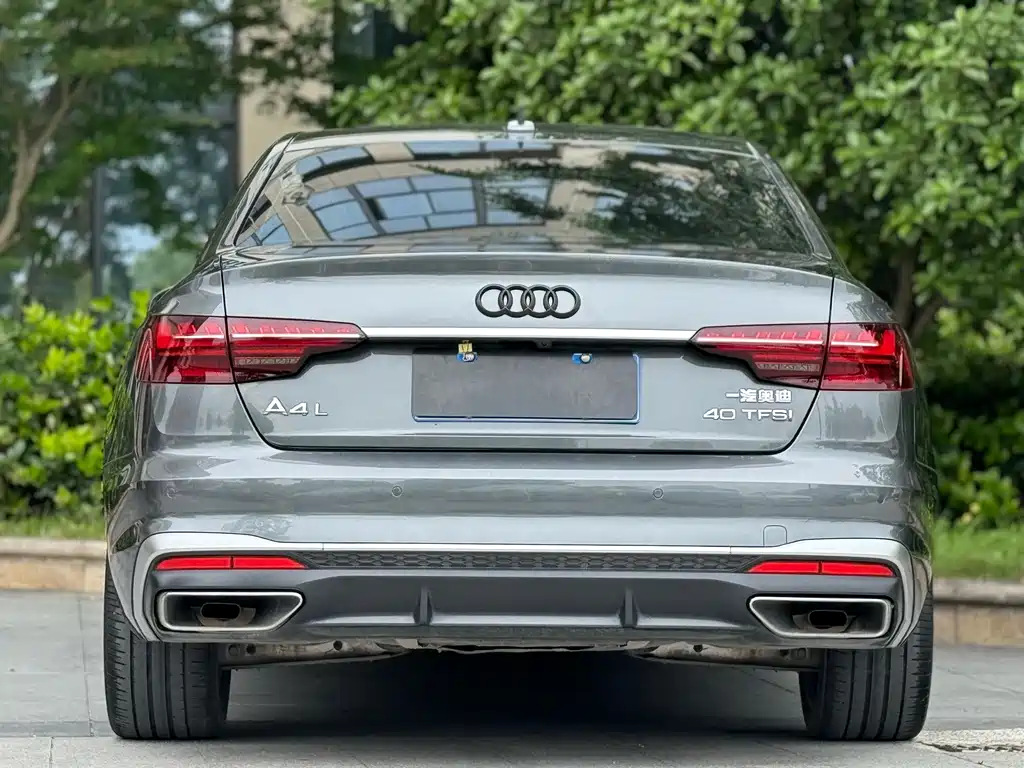Audi Audi A4L 2020 40 TFSI quattro Luxury Dynamic Model 2020 - thumbnail 10