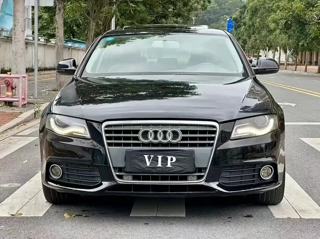 Audi Audi A4L 2012 2.0 TFSI Automatic Luxury Edition 2012 - thumbnail 3