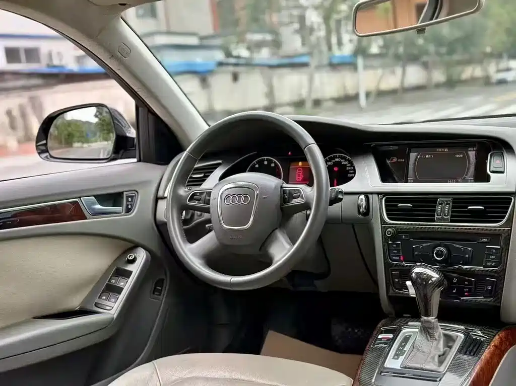 Audi Audi A4L 2012 2.0 TFSI Automatic Luxury Edition 2012 - thumbnail 15