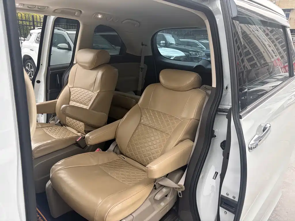 Honda Honda Odyssey 2015 Model Year Facelift 2.4L Luxury Edition 2016 - thumbnail 13